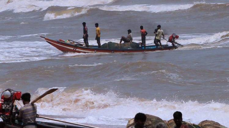 तूफान के दौरान मनुष्य के साहस का सांकेतिक चित्र