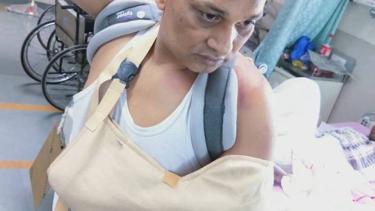 जख्मी हालत में मरीज के परिजन