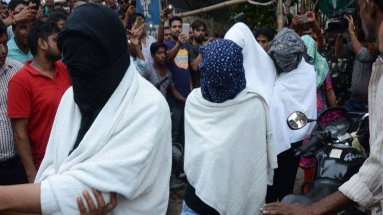 नोएडा के कई स्पा में सेक्स रैकेट का भंड़ाफोड़ (फोटो-IANS)