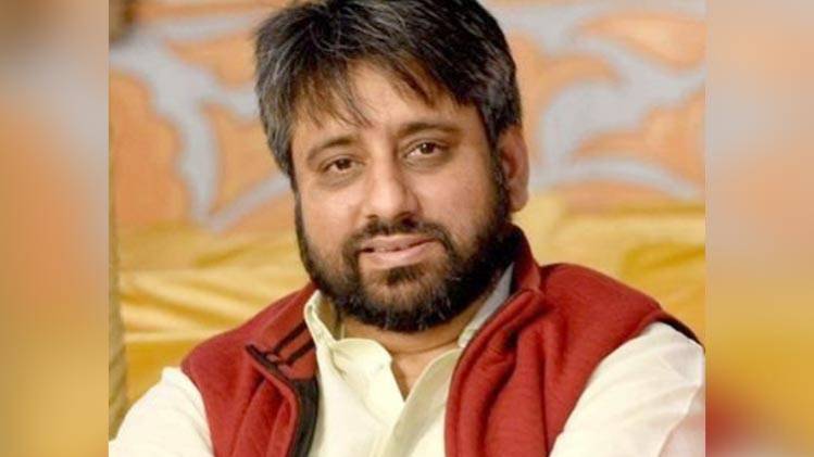 दिल्ली वक्फ बोर्ड के चेयरमैन अमानतुल्लाह खान 