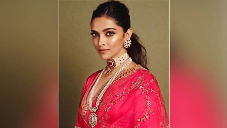 दीपिका पादुकोण