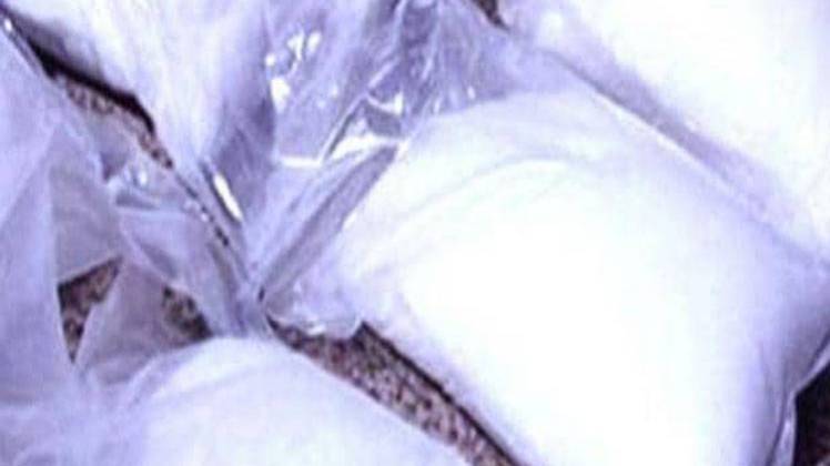 जम्मू-कश्मीर में पुलिस ने पकड़े 4 ड्रग्स तस्कर