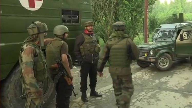 बडगाम में सुरक्षा बलों और आतंकियों के बीच मुठभेड़