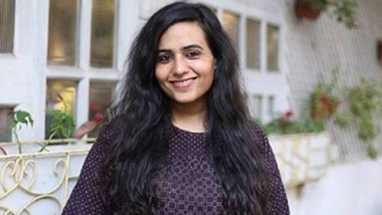 गज़ल धालीवाल