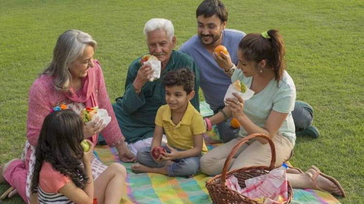 रविवार की छुट्टी के लिए देश में 7 साल चला संघर्ष (फोटो-Getty) 