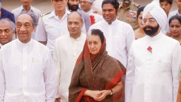 इंदिरा गांधी के साथ नरसिम्हा राव (फाइल फोटो-इंडिया टुडे आर्काइव)