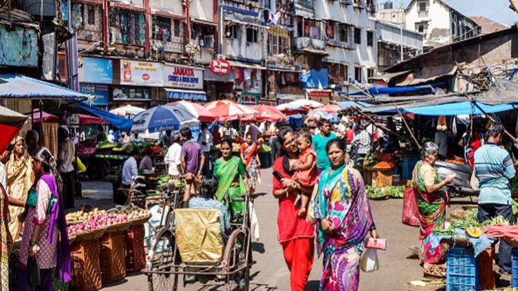 महंगाई बढ़ने से आम आदमी परेशान (Photo: File)