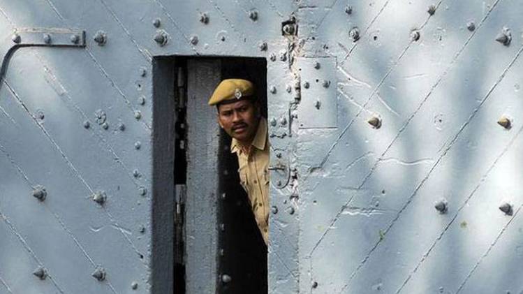 भारतीय जेलों में सुरक्षाकर्मियों की भारी कमी (फाइल-REUTERS)