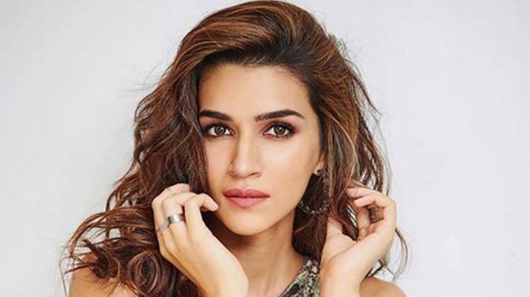 कृति सेनन