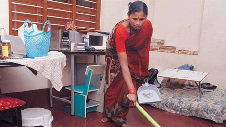 घरेलू कामगारों के लिए आएगी पॉलिसी 