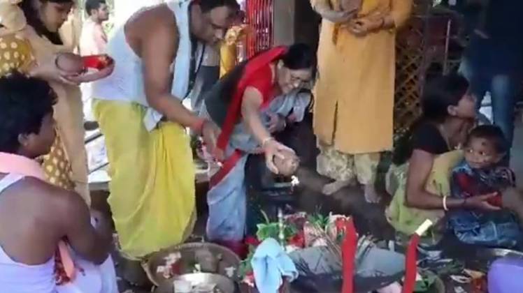 धोनी की मां ने की पूजा