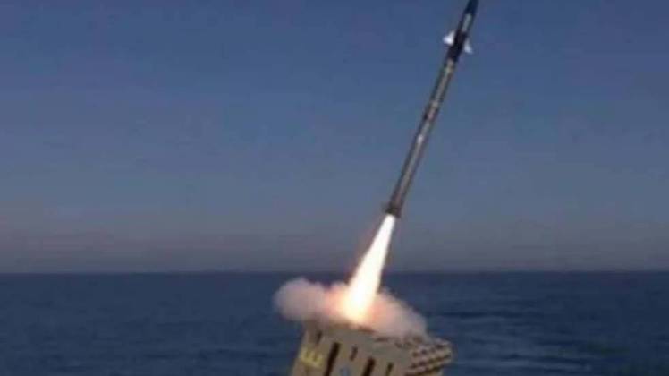 सीरिया के एयर डिफेंस ने इजरायल के मिसाइलों पर फायरिंग की