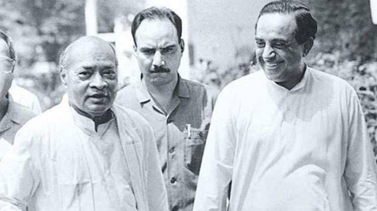 पूर्व प्रधानमंत्री नरसिम्हा राव और सुब्रमण्यम स्वामी (फाइल फोटो)