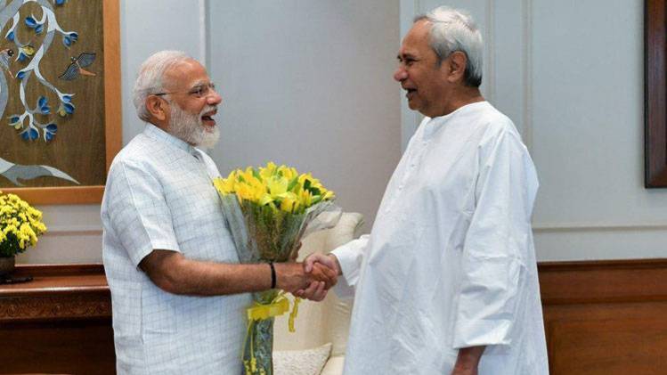 पीएम मोदी से मिले नवीन पटनायक (फोटो-ANI)