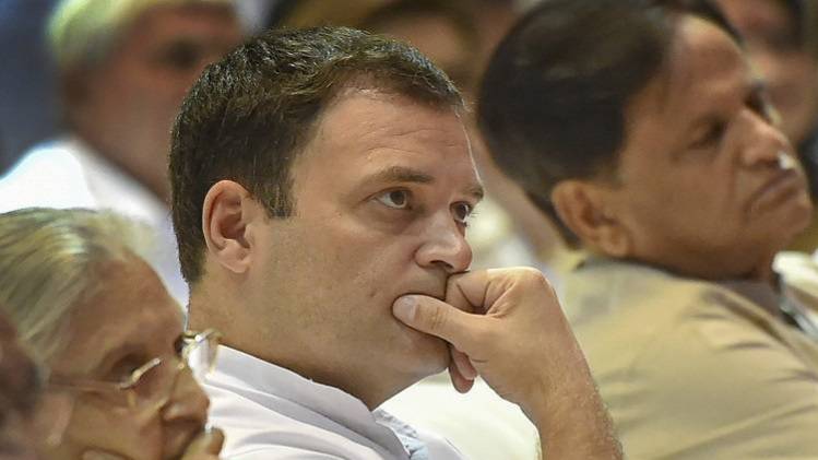 कांग्रेस में लगी इस्तीफों की झड़ी