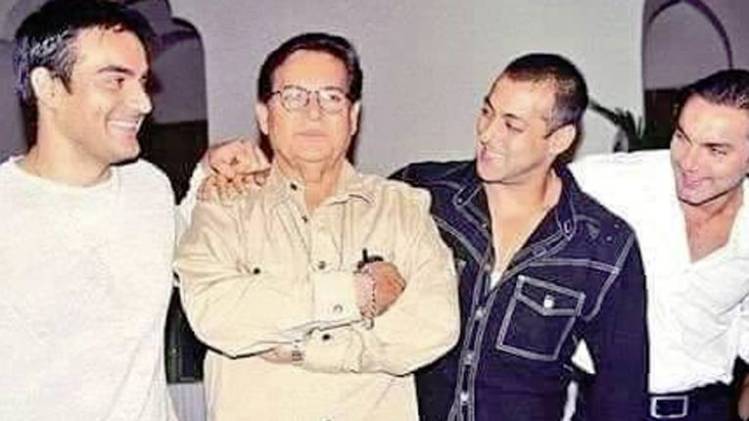 सलीम खान, अरबाज खान, सलमान खान, सोहेल खान