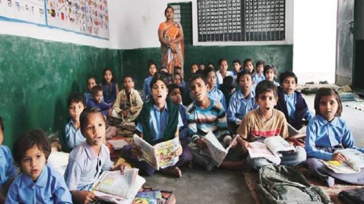 गुजरात में स्कूलों की छुट्टीयां बदली