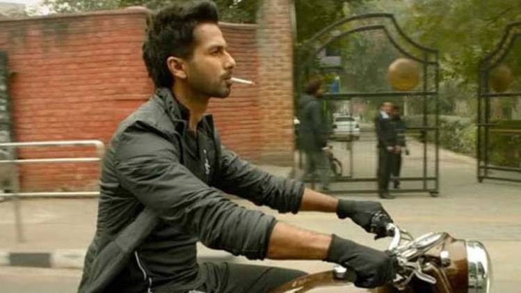 शाहिद कपूर सोर्स यूट्यूब स्क्रीनग्रैब