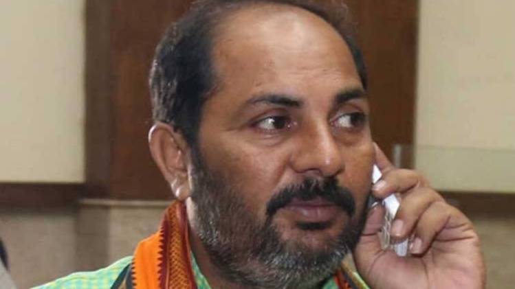 उपेंद्र तिवारी, यूपी सरकार में मंत्री