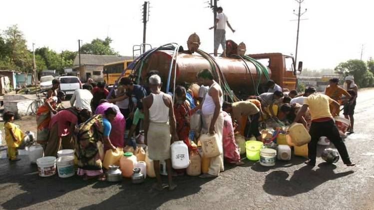 भोपाल में भी दिख रहा जल संकट (फोटो-शेखर घोष)