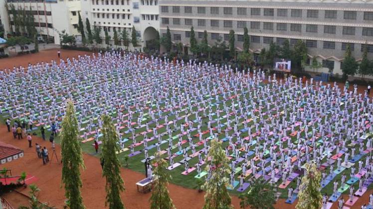 अंतरराष्ट्रीय योग दिवस (फाइल फोटो)