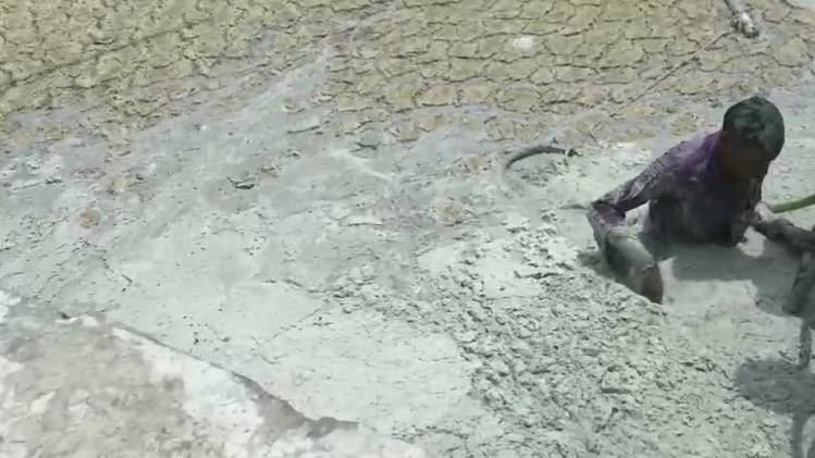 वेस्ट वाटर में डूबने से एक की मौत (फोटो- ANI)