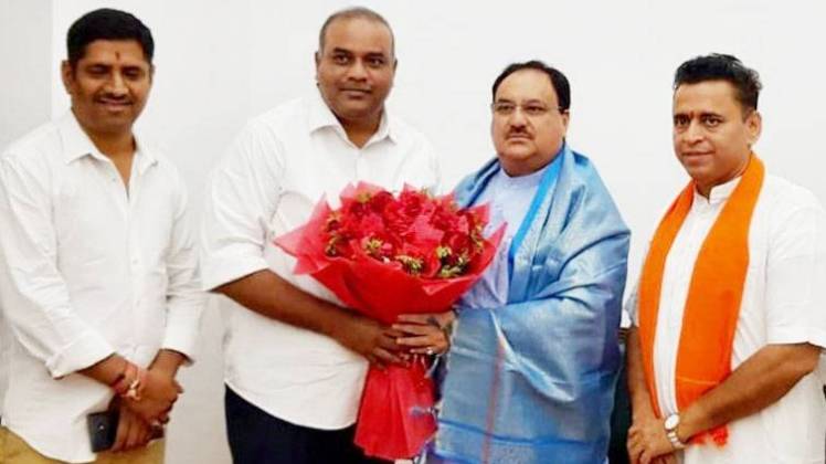 टीडीपी के विधान परिषद सदस्य (एमएलसी) अन्नाम सतीश प्रभाकर BJP में शामिल (ANI)