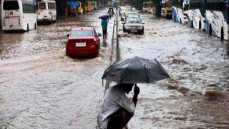 चेन्नई में बारिश (Photo- AajTak)