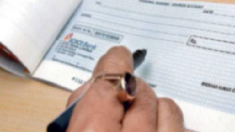 बैंक चेक (फोटो- Business Today/Rajkumar)