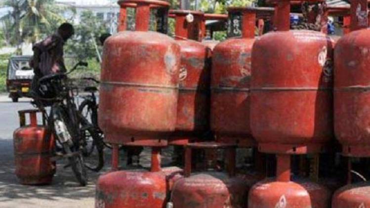 सिलेंडर की फाइल फोटो