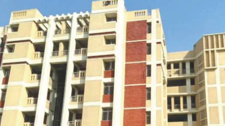DDA ने घटाई मकानों की संख्या
