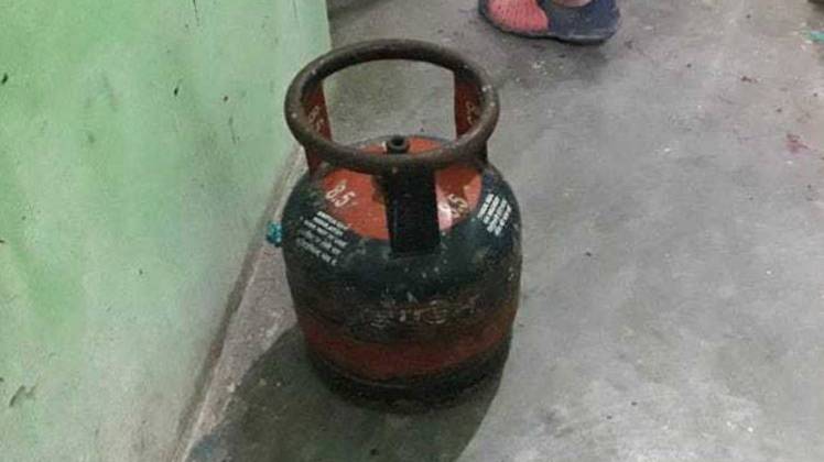 निलोठी एक्सटेंशन में लगी आग