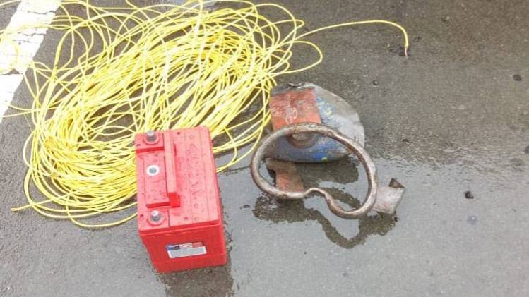 पुलवामा में IED ब्लास्ट (फोटो- अशरफ)