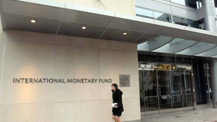 आईएमएफ ने ग्रोथ रेट का अनुमान घटाया