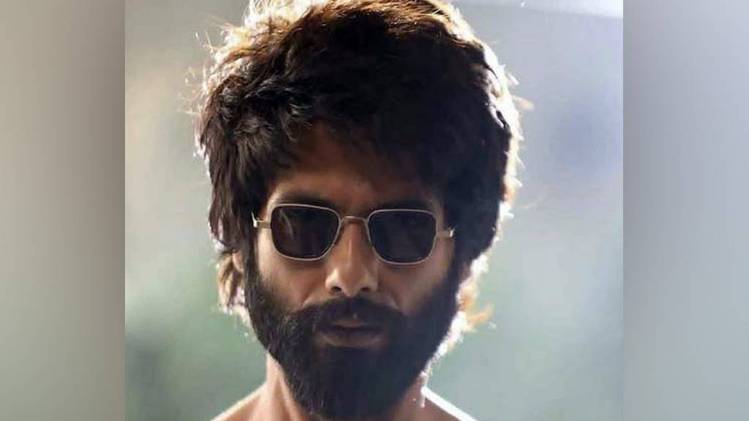 कबीर सिंह का पोस्टर