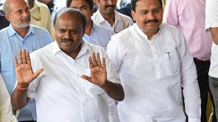 एचडी कुमारस्वामी (फोटो-PTI)