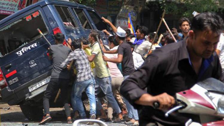 मेरठ में उपद्रव 