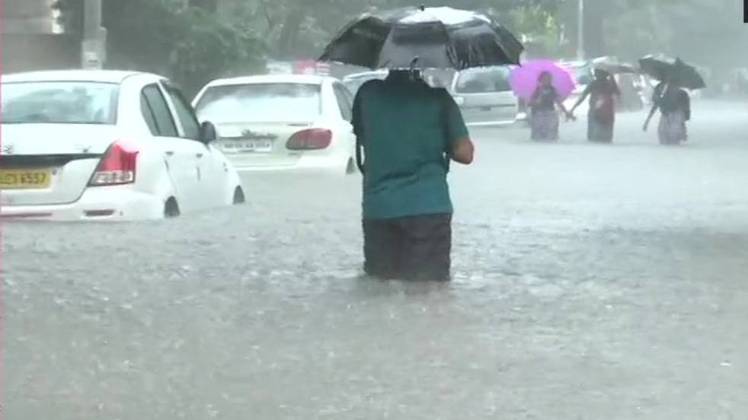 मुंबई में बारिश