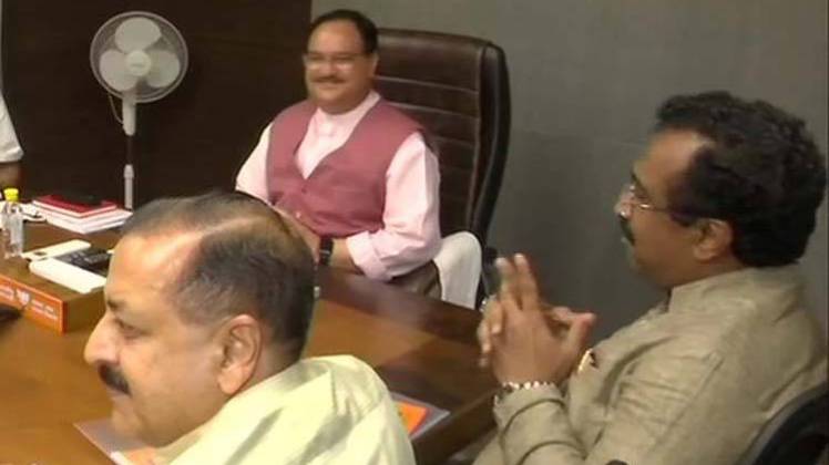 जम्मू-कश्मीर के बीजेपी नेताओं के कोर ग्रुप की मीटिंग (फोटो-ANI) 