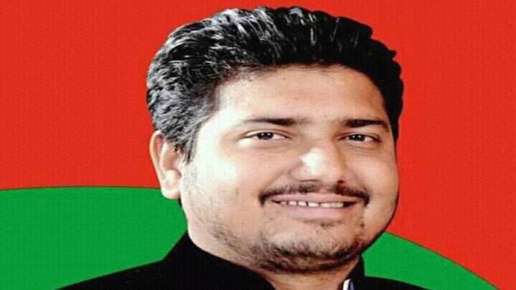 विधायक नाहिद हसन 