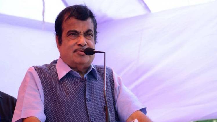 सड़क एवं परिवहन मंत्री नितिन गडकरी (Photo-IANS)