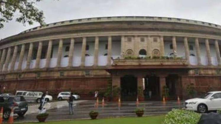 भ्रष्टाचार में हटाए गए अफसरों के बारे में में दी गई जानकारी