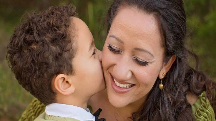 इस रिपोर्ट के अनुसार भारत में सिंगल मदर्स की संख्या 1.3 करोड़ है.