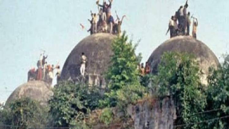 सुप्रीम कोर्ट में है मामला (फाइल फोटो)