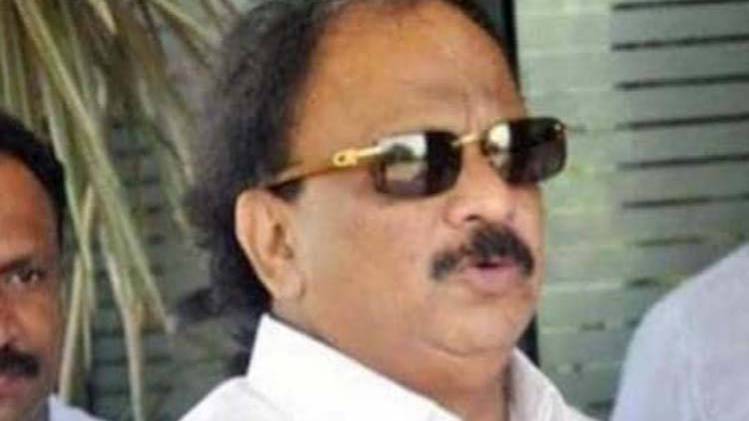 रोशन बेग पुलिस हिरासत में (Photo-Aajtak)