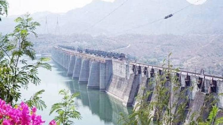 नर्मदा नदी पर स्थित सरदार सरोवर (फाइल फोटो)