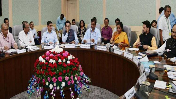 1 जुलाई 2017 को GST हुआ था लागू