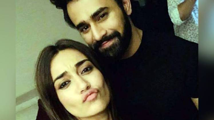 पर्ल वी पुरी और सुरभि ज्योति