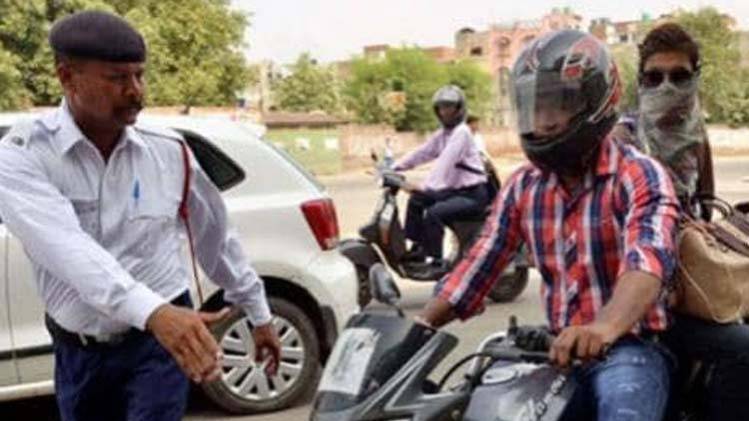 ट्रैफिक पुलिस (प्रतीकात्मक तस्वीर)