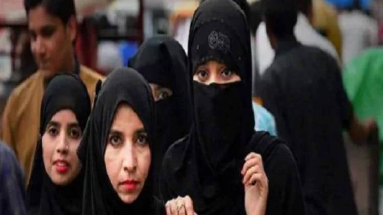 तीन तलाक का बिल पास कराने में जुटी है मोदी सरकार. (फाइल फोटो)